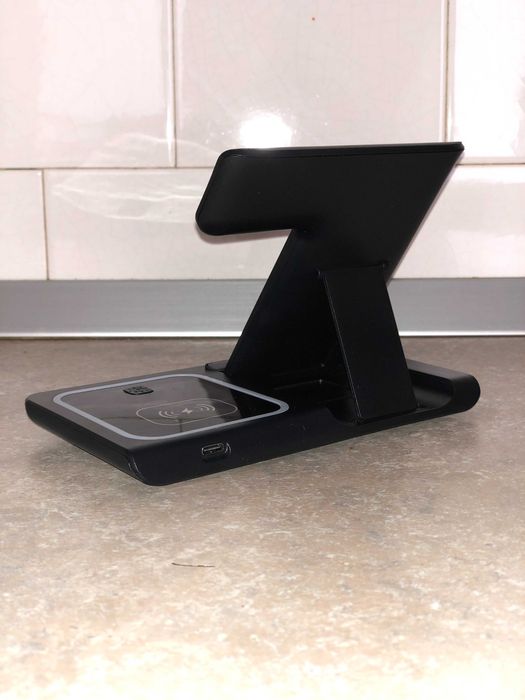 Stație de Încărcare Wireless 3 în 1 cu lumină ambientală! SIGILAT!!!