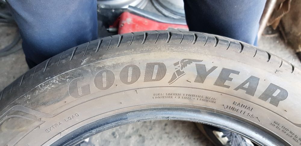 Летни гуми-2020г.-17цола-215/55-1бр.-80лв."GOOD YEAR "