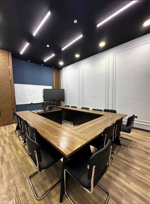 Сдается помещение ,Голубые купола цум,1 линия,300кв