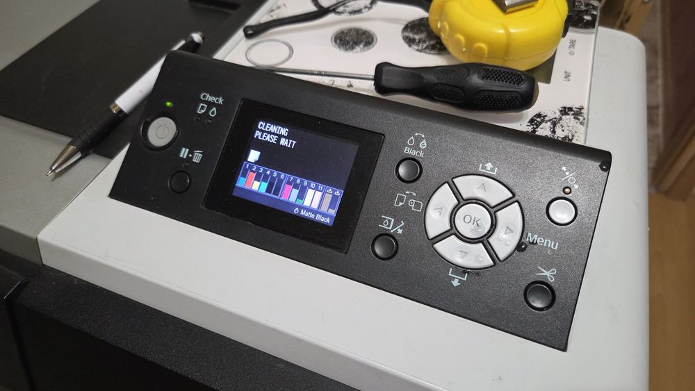 Принтер EPSON 9900