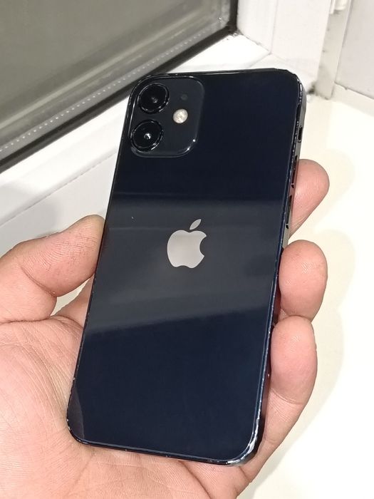 Айфон 12 мини Продам срочно