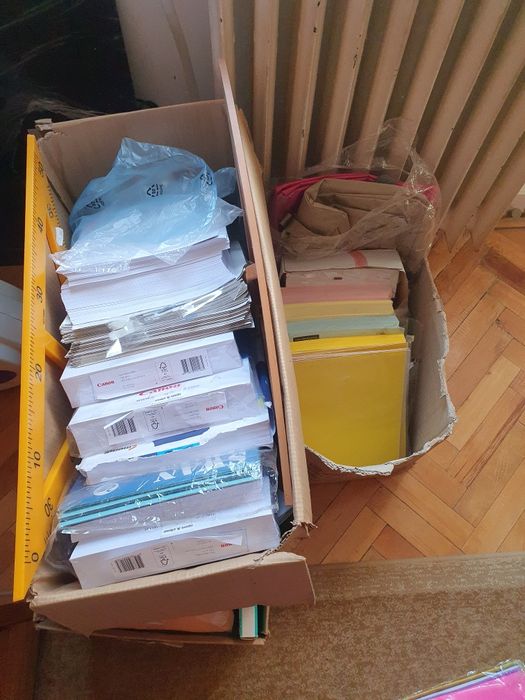 Hartie,carton,librarie