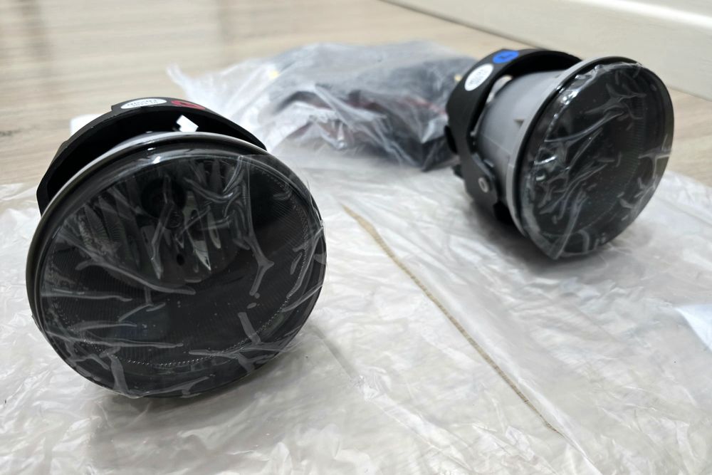 Противотуманки (smoked) Chrysler 300C