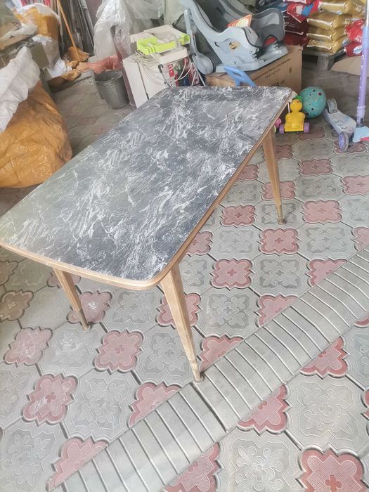 Продам стол раздвижной