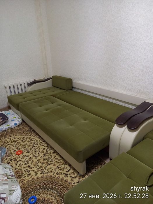 Диван с расклпдным креслом