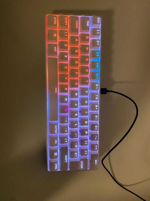 Tastatura mecanica gaming Corsair K65 mini 60%, iluminare RGB