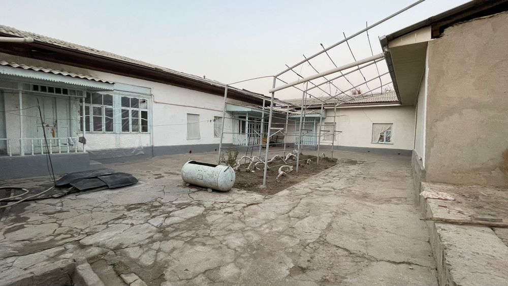 Уй сотилади 12 сотх