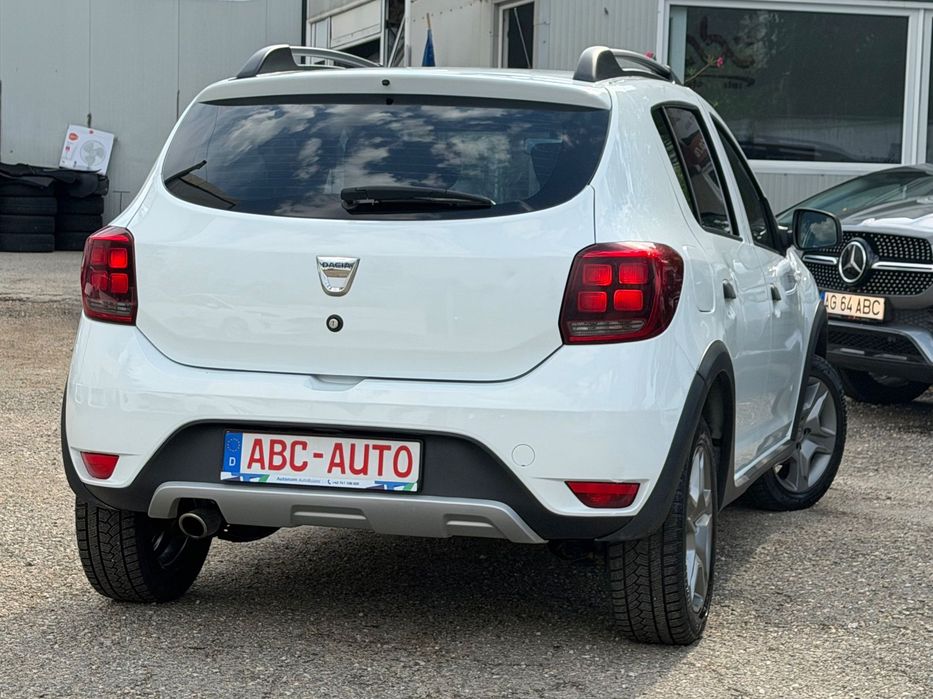 Dacia Sandero Stepway DACIA sandero STEPWAY 0.9