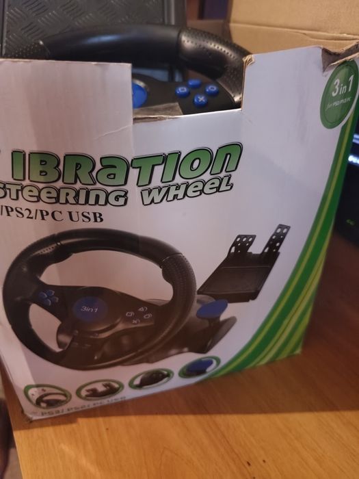 Продам новый игровой руль