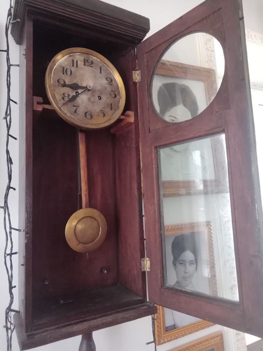 Часы антикварные настенные