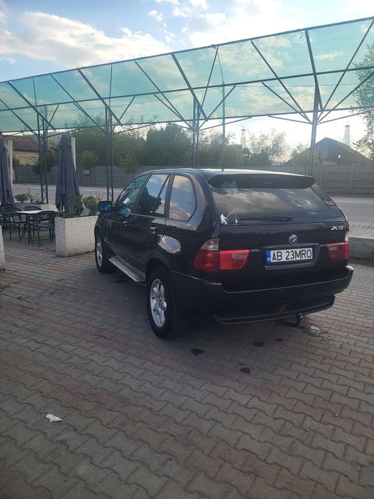 Vând bmw x5.E53.