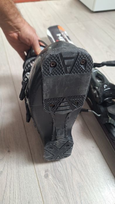 Schiuri si clapari HEAD