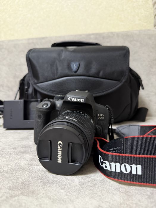 Фотоаппарат Canon EOS 750D