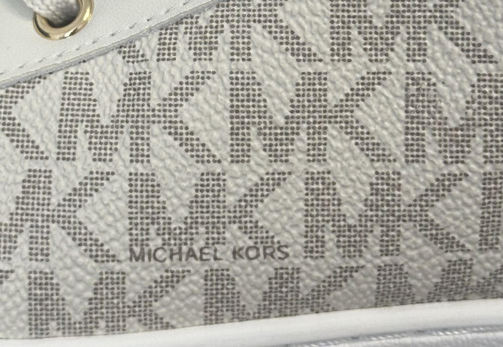 Продам кеды