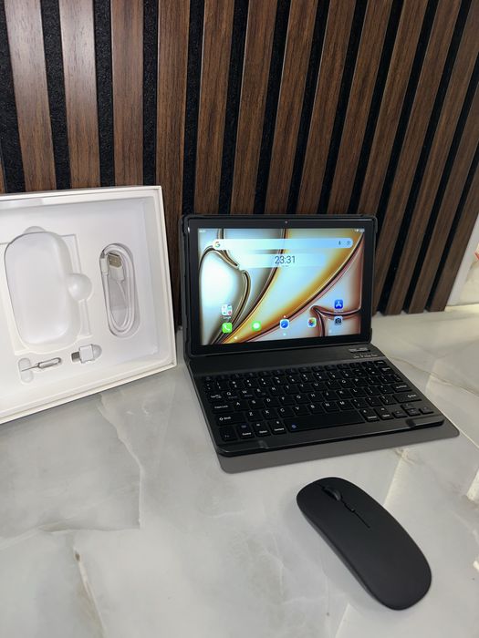 Таблет като лаптоп - с клавиатура, мишка, писалка, слушалки ,4GB памет