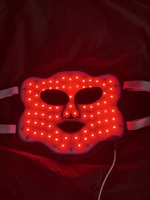 Маска с червени и инфраред светлини, red light mask