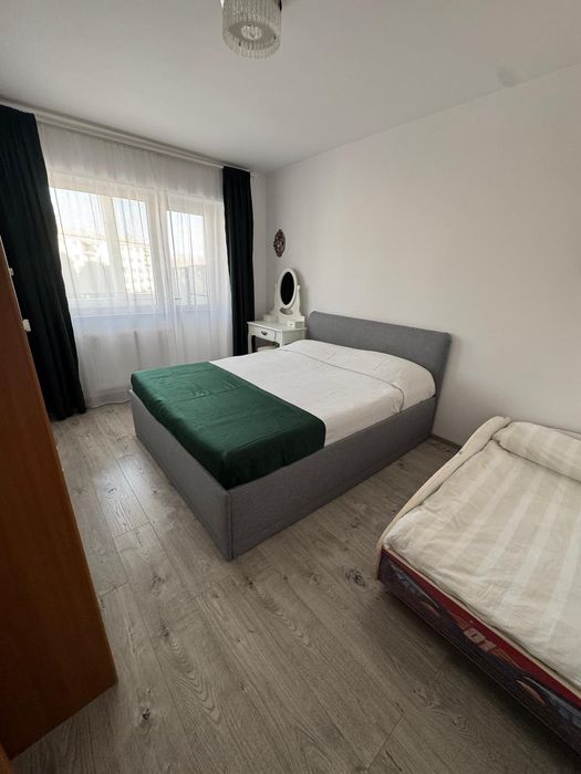 Proprietar: vând Apartament 4 Camere Ultra-Finisat