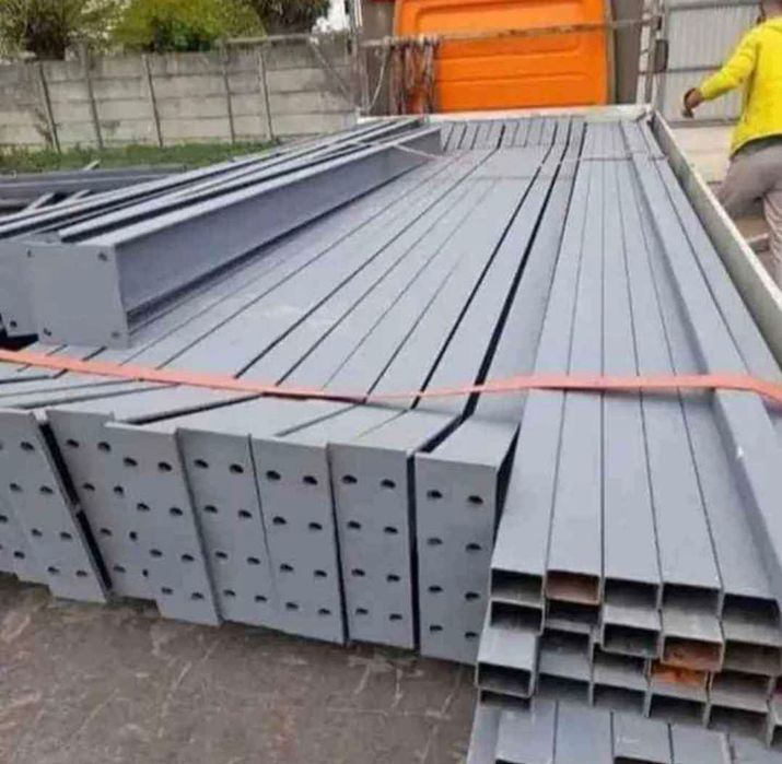 Vând hală metalica de 10 m x20 m x3 m
