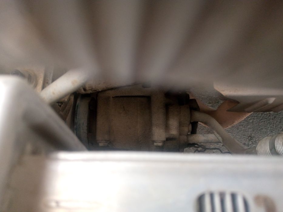 Nexia kandior sotiladi moshinada turibti