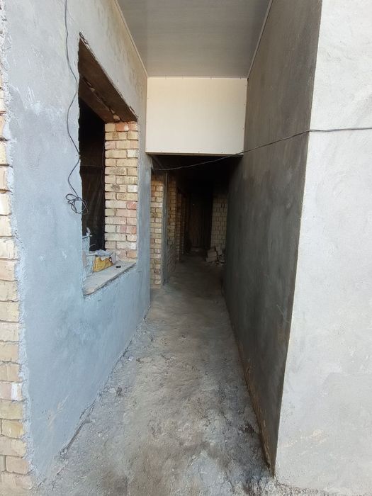 Uchaska sotiladi. Nazarbek tekstil koʻchasi