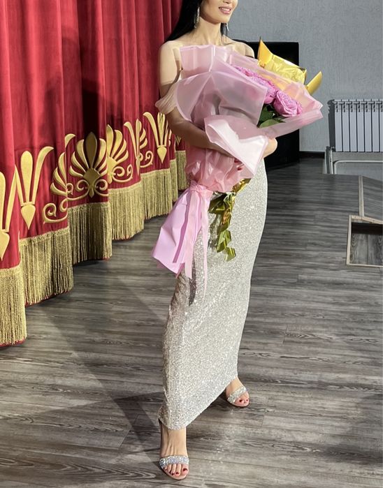 Платье с пайетками