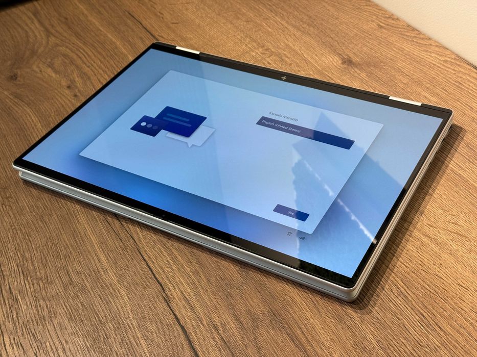 HP Envy x360 16" 3K OLED 120Hz Ultra 7 155U 32GB Ram 1TB SSD Win11