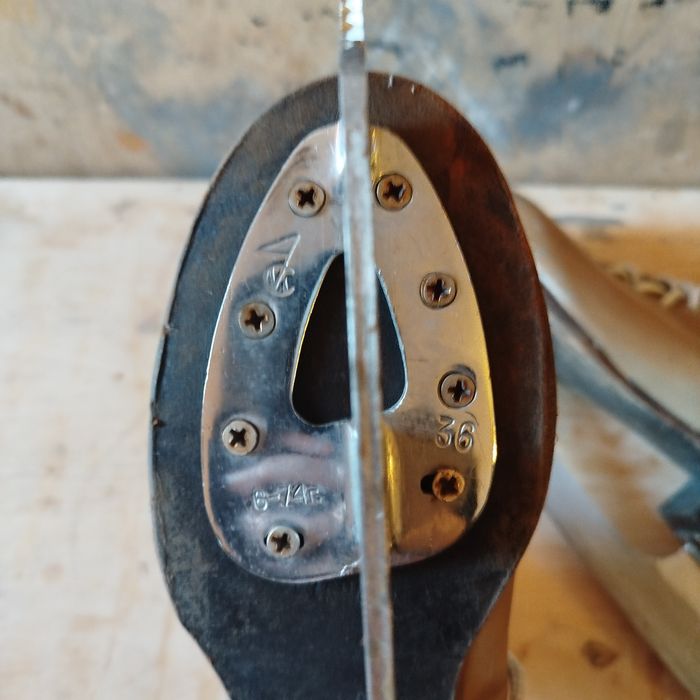 фигурные коньки р 36