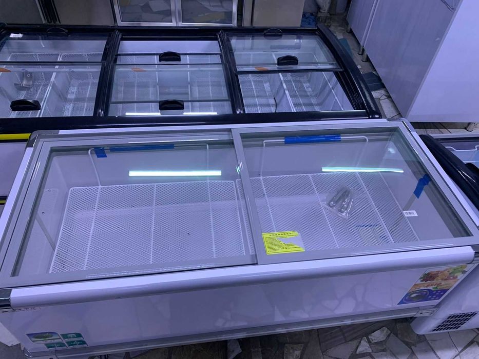 Морозильная витрина,Морозильник бонета