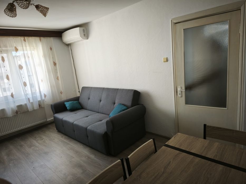 Apartament 3 camere decomandat