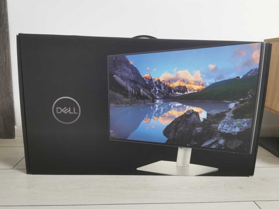 Monitor Dell UltraSharp U2422HE