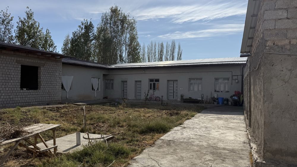 Yengi toshkenda uy sotlad