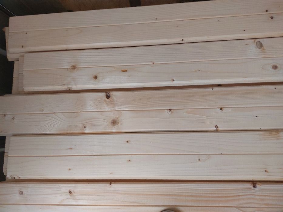 Vând lambriu rășinoase