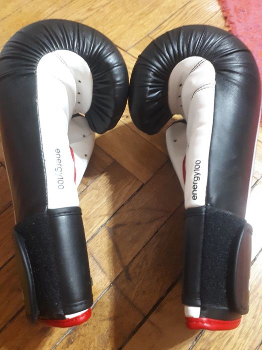 Manusi box kickbox Adidas, marime 14 OZ, sunt noi
