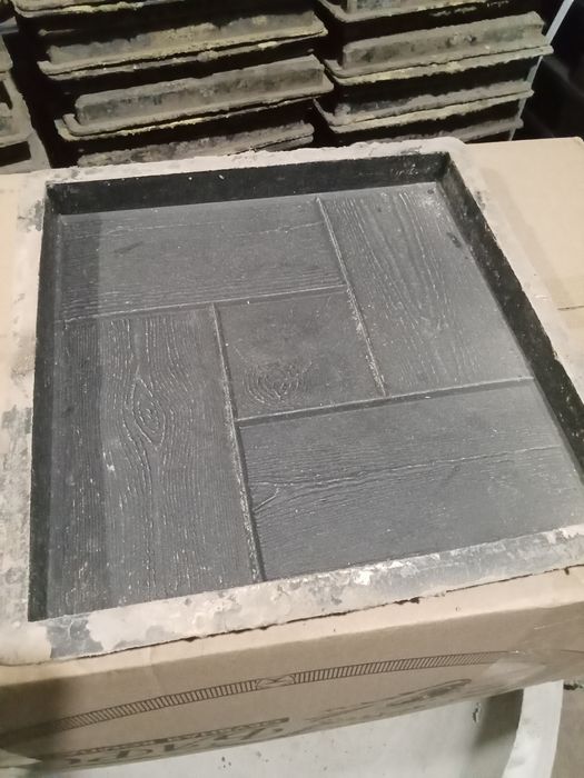 Формы для  тротуарной плитки б/у