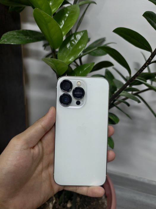 Продам iPhone 13 Pro