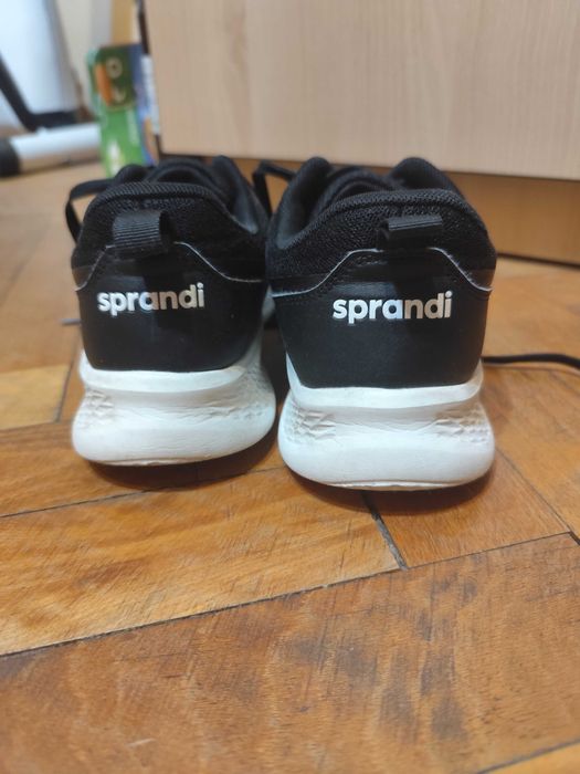 Маратонки за момче 38 номер sprandi