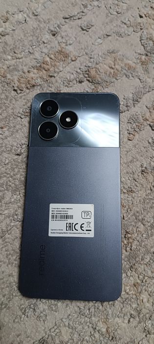 Продам Realmi Not 50