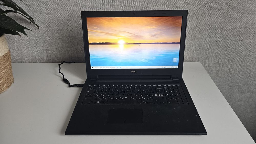 Продам ноутбук Dell inspiron