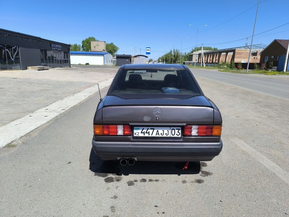 Mercedes 190 двигатель 111 плита объем 2.2