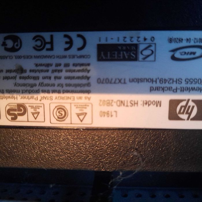 Продам Мониторы 19 дюймовые квадратные и широкоформатные