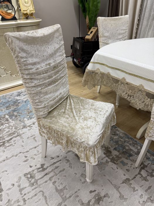 Стулья кухонный с чехлом