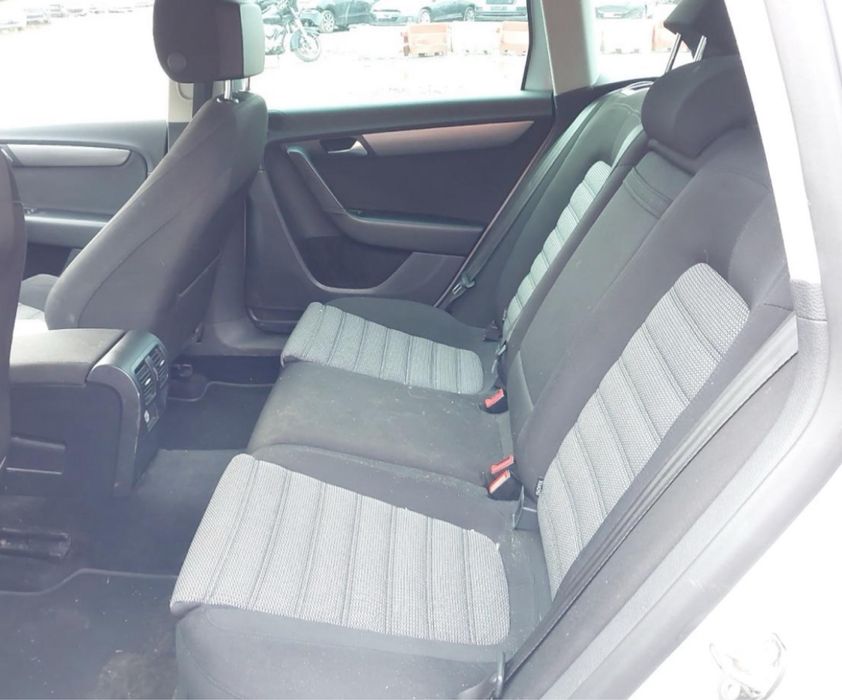 На части Volkswagen Passat B7 2.0 TDI комби автомат Dsg ръчка 6ск CFG