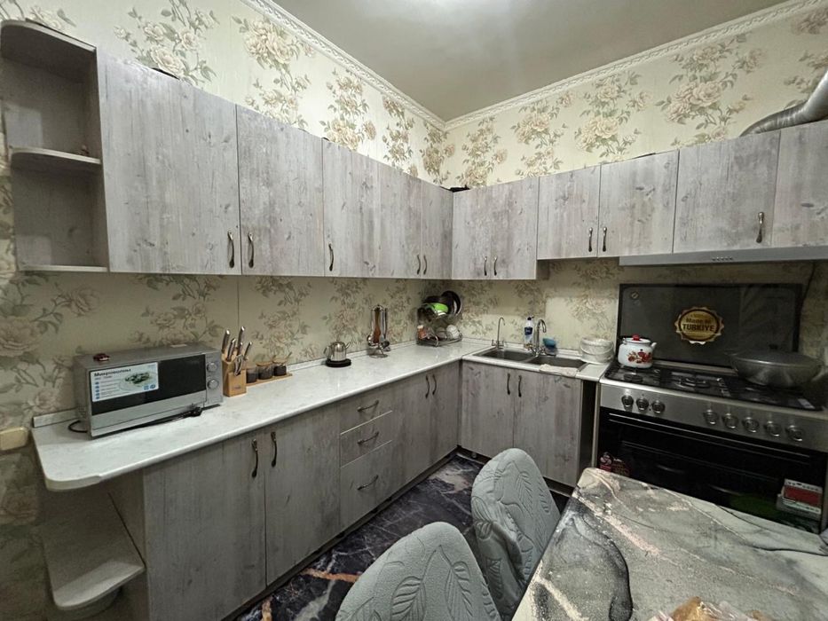 Кухини шкаф 6 ай қолданган таза