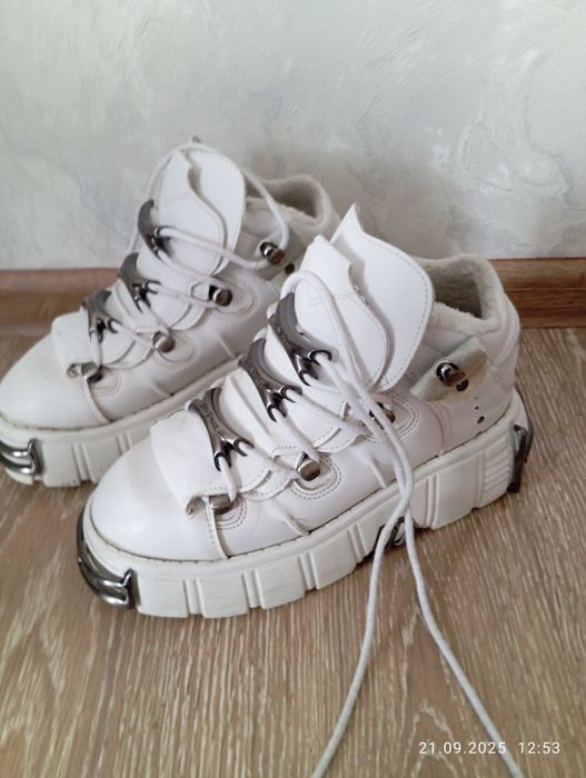 Продам Нью Роки.