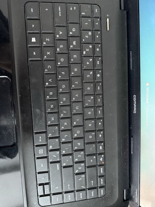 Ноутбук почти новый