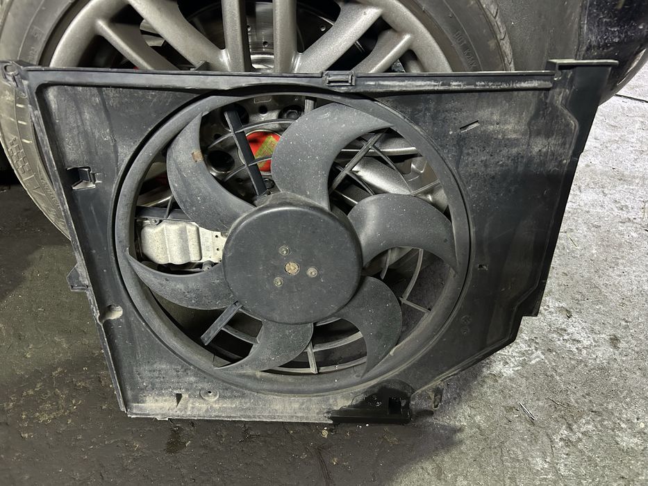 Вентилятор охлаждения BMW E46