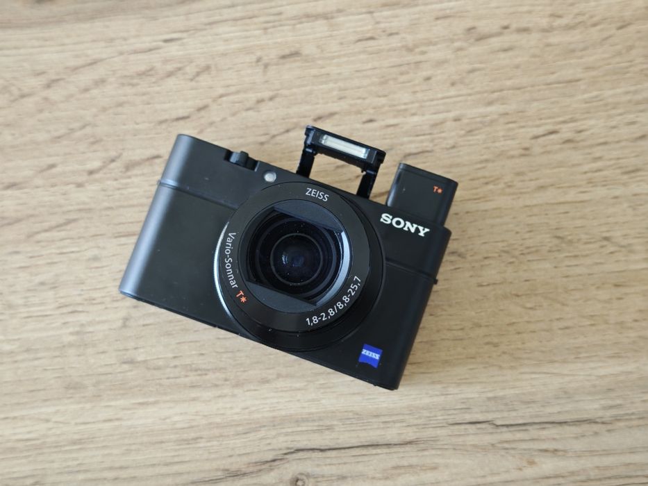 Sony RX100 Mark III (Комплект)