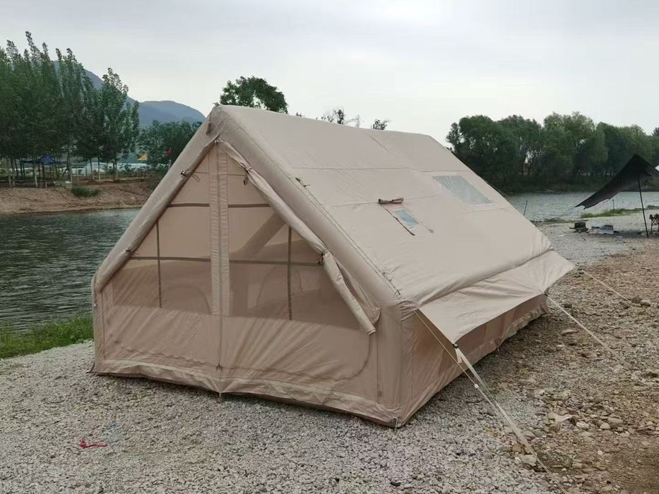 Надувная  Палатка кемпинговая
Размеры: 300 × 400 × 200 см
Высота бо