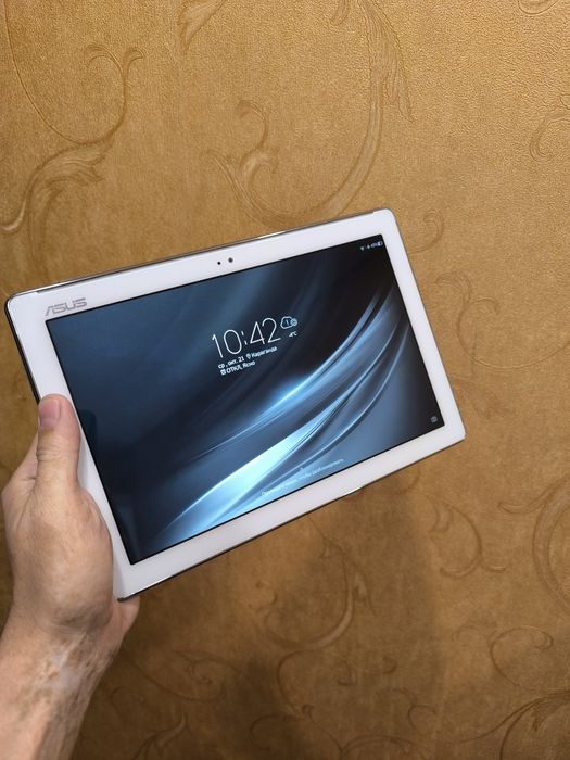 Планшет Asus ZenPad 10 3/32Gb