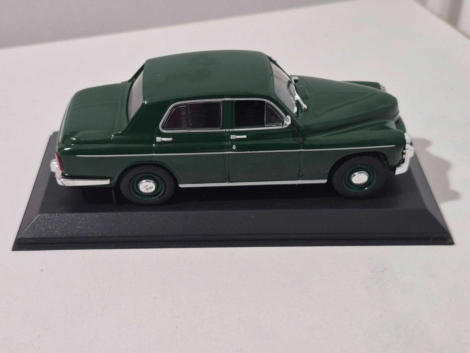 1/43 Warszawa 223 Deagostini
